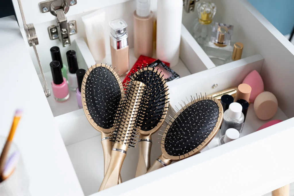 storage hacks for bathroom